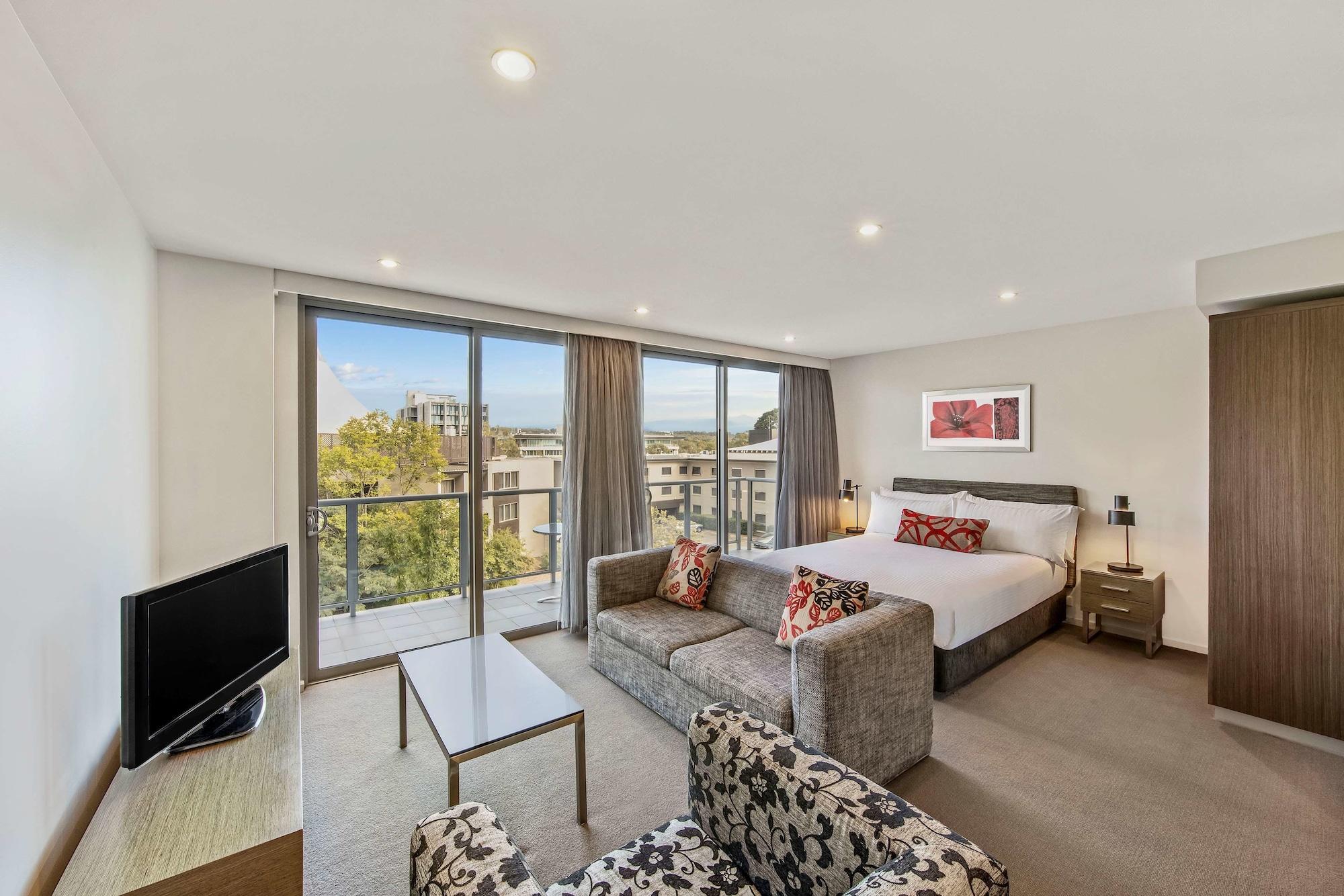 Adina Serviced Apartments Canberra Dickson Exterior foto