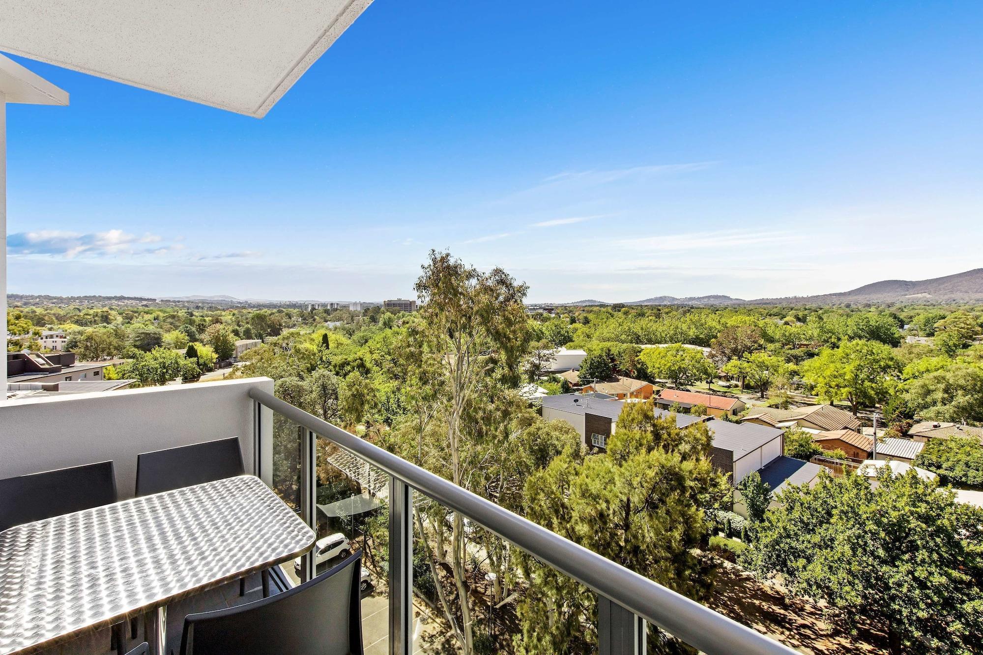 Adina Serviced Apartments Canberra Dickson Exterior foto