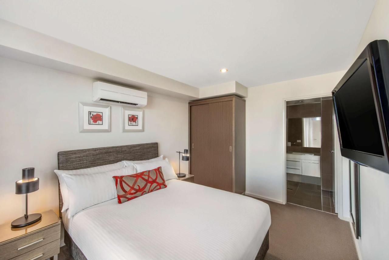 Adina Serviced Apartments Canberra Dickson Exterior foto